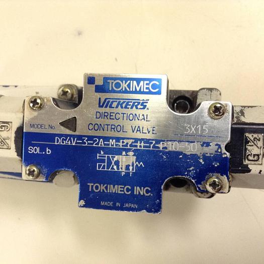 Used VICKERS Directional Control Valve DG4V32AMP7H7P1050 #77776