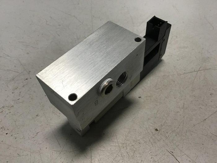 Used KOGANEI Valve & Manifold F10T0-PL3 #120880