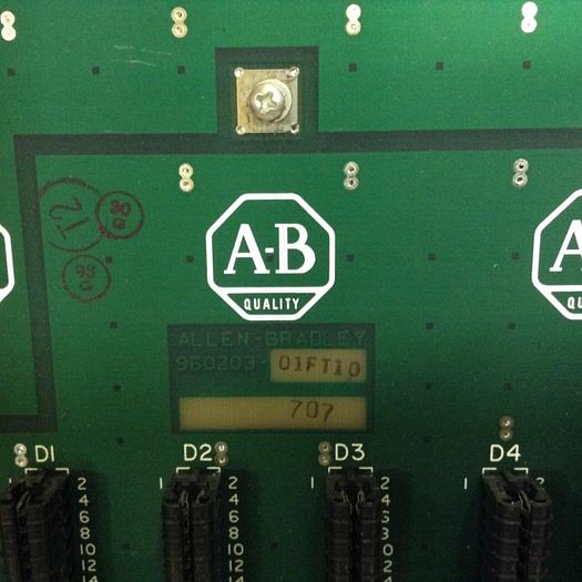 Used ALLEN BRADLEY Card Slot Rack 1771-A3B #69369