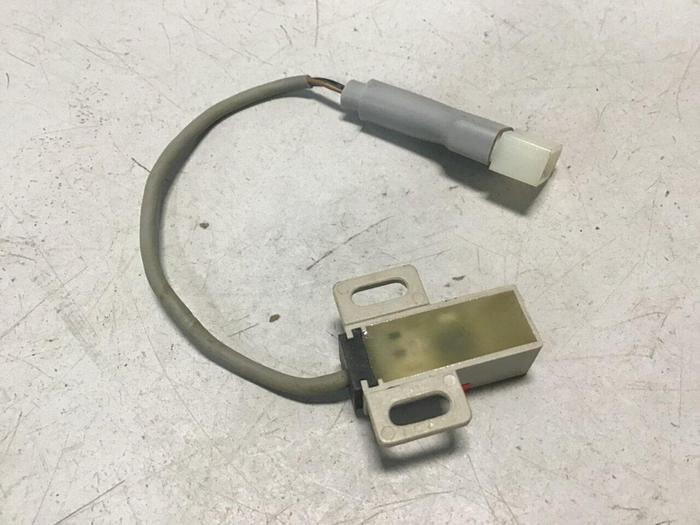 Used FUJI ELECTRIC Proximity Switch PE-B4D3 #128372