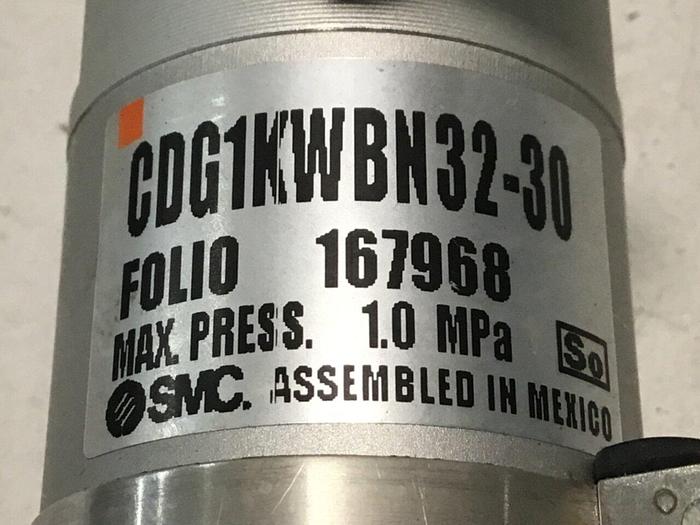 Used SMC Cylinder CDG1KWBN32-30 #115210