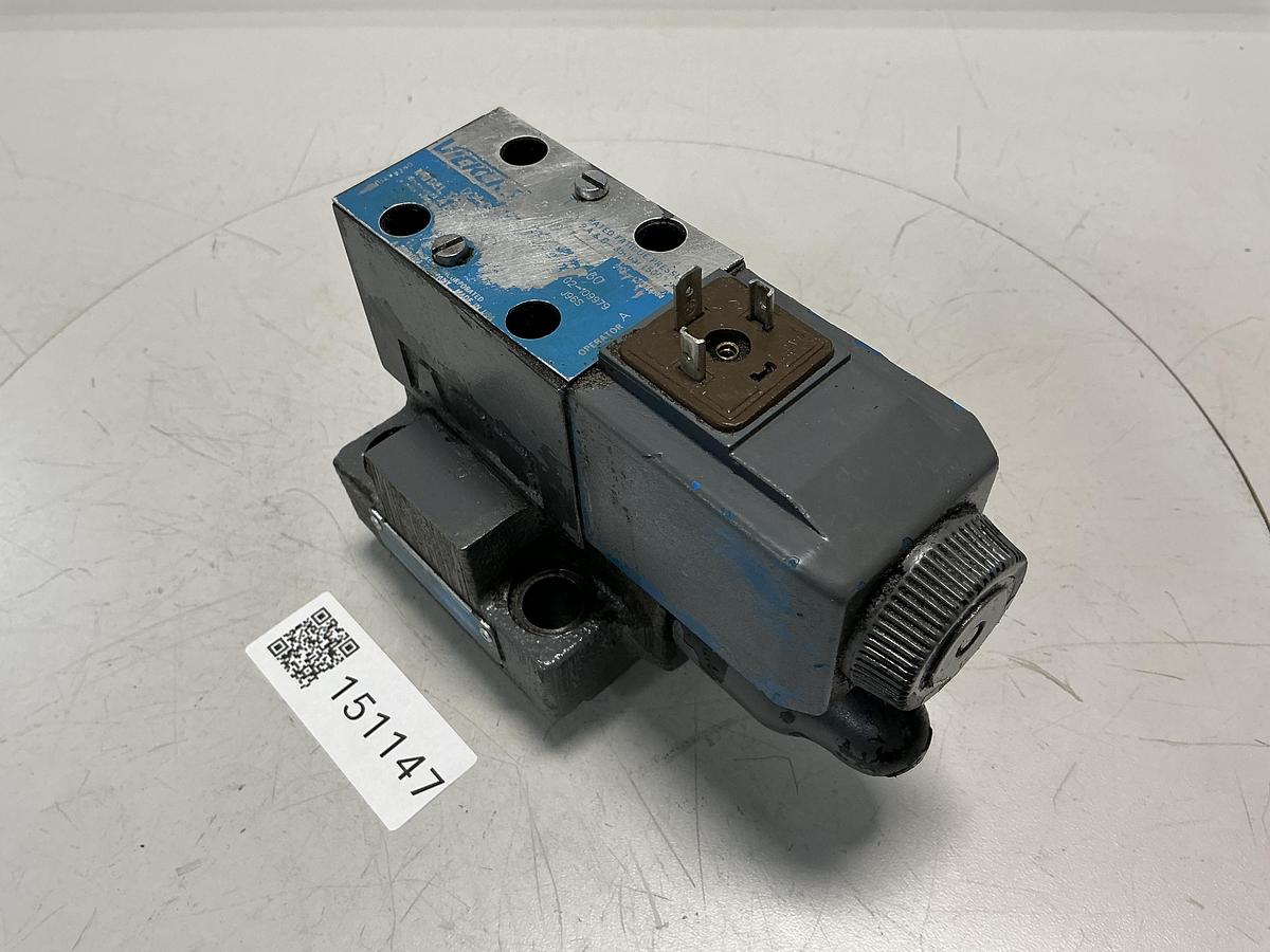 Used VICKERS DG4V-3-2AL-M-U-HL7-60