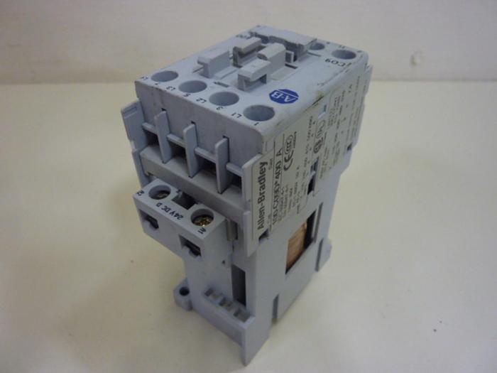 Used ALLEN BRADLEY Contactor 100-C09D.400 SER A #46869