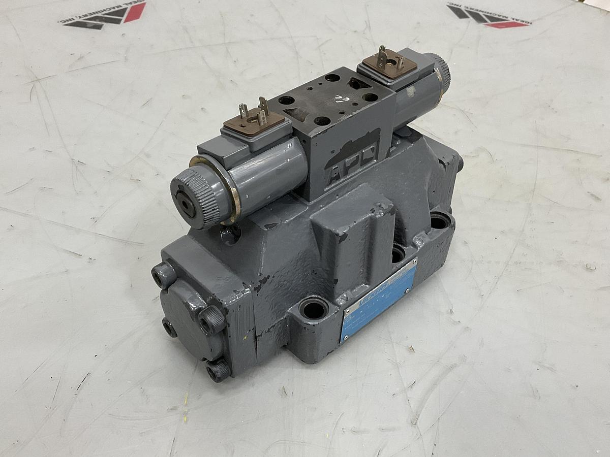 Used VICKERS DG5S-8-31C-E-T-M-U-HL7-B13-30-EN502