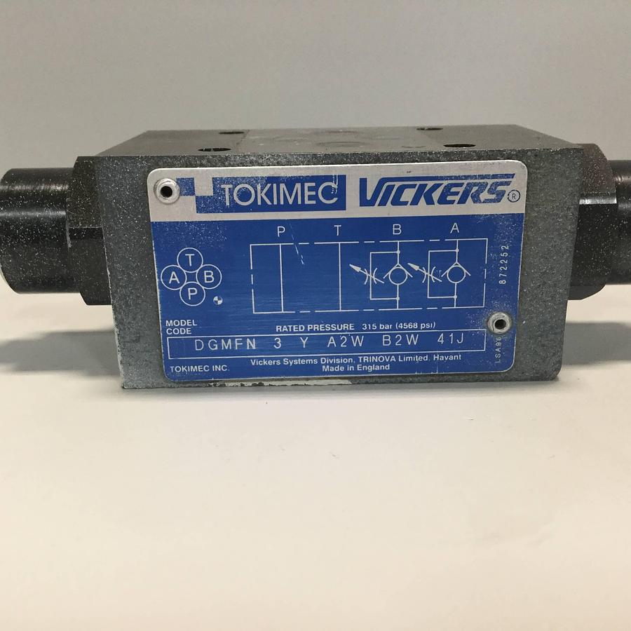 Used VICKERS Tokimec Valve DGMFN3YA2WB2W41J USED