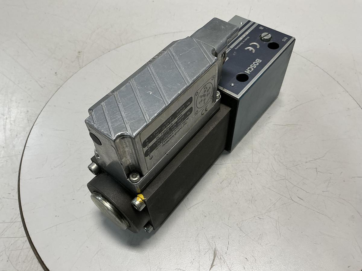 Used BOSCH 0 811 402 107