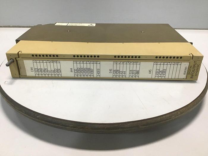 Used SIEMENS Digital I/O Module 6ES5 482-7LA11 #113138