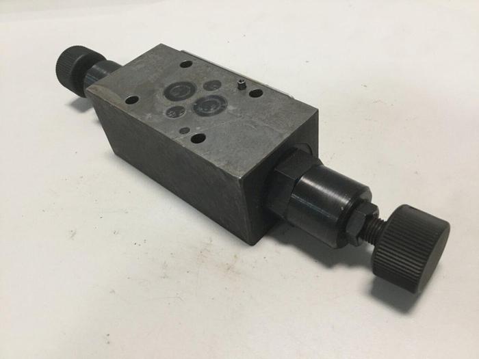 Used PARKER Hydraulic Valve Flow Regulator FM2DDKN 50 #105630