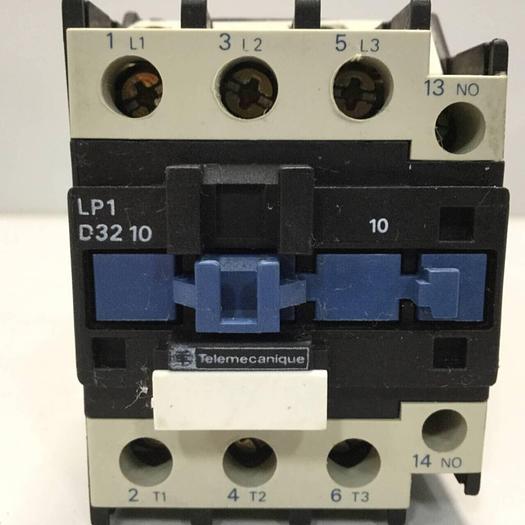 Used TELEMECANIQUE Contactor LP1D3210 #92424