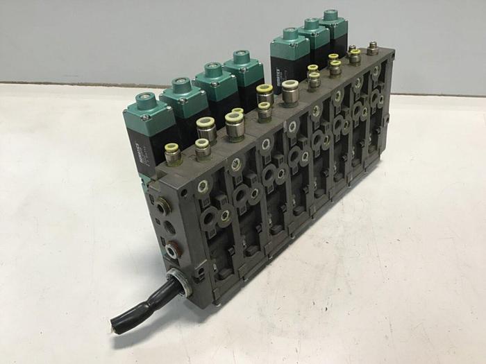 Used NUMATICS Control Block w/ Valves 081SS400M000061 #130804