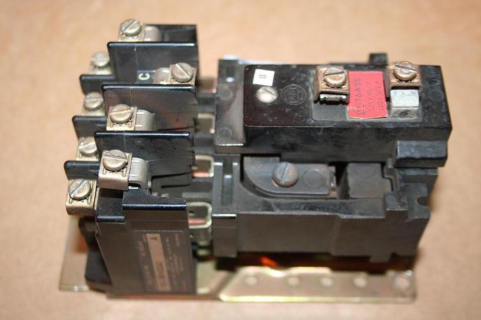 Used ALLEN BRADLEY AC Relay 700-BR400A1 SER A Used
