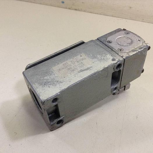Used TELEMECANIQUE Limit Switch C3JK06 #72915