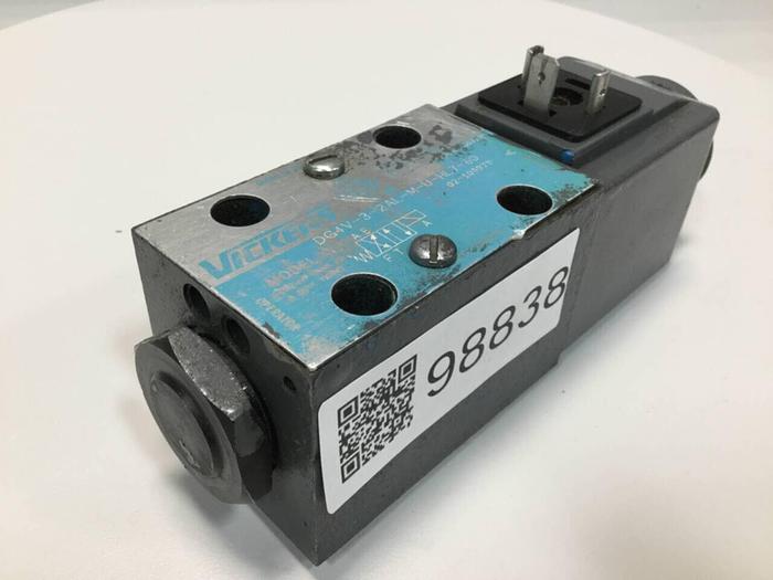 Used VICKERS Valves DG4V-3-2AL-M-U-HL7-60 #98838