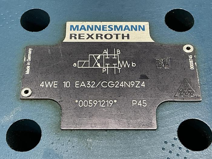 Used MANNESMANN REXROTH 4WE 10 EA32/CG24N9Z4