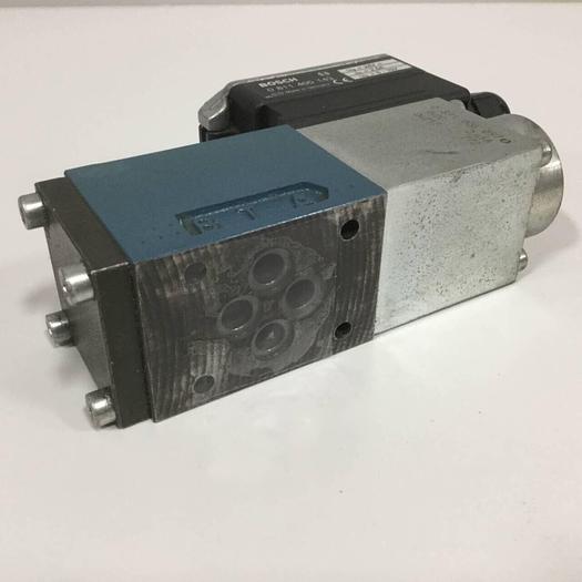 Used BOSCH Valve 0 811 403 108 SERVO Used