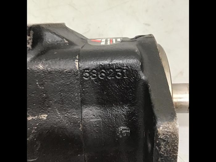 Used VICKERS Hydraulic Pump 3520VSH25A5 Used #144070