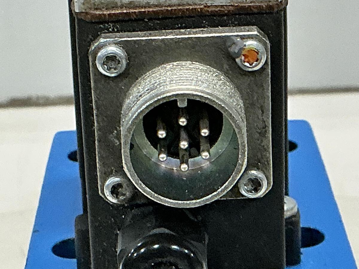 Used REXROTH R900927233