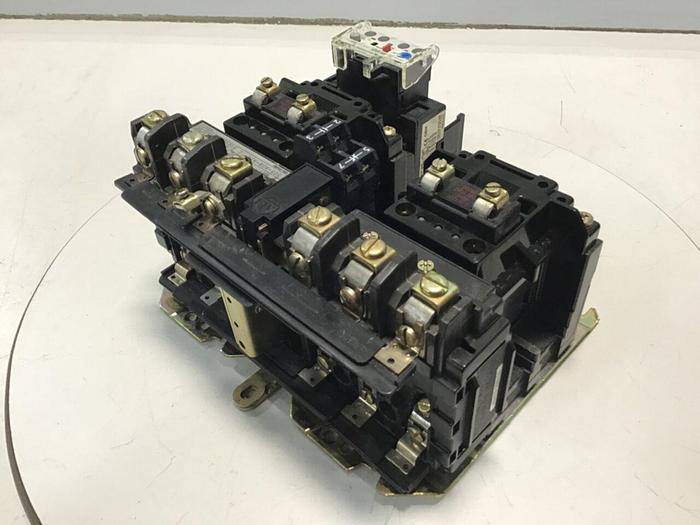 Used ALLEN BRADLEY Reversing Starter 505-AOB-A1E SER C Used