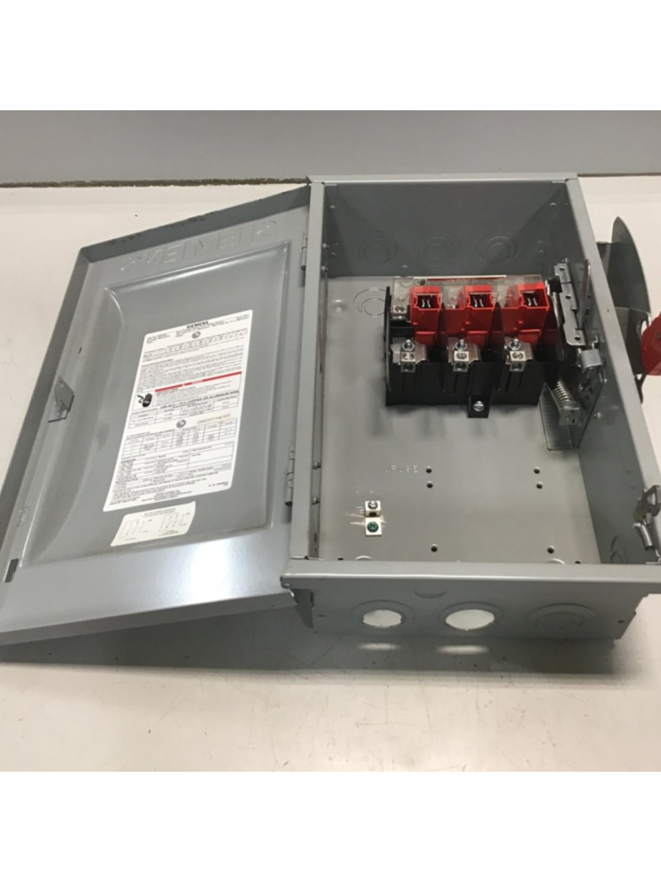 Used SIEMENS Heavy Duty Safety Disconnect Switch HNF362 USED