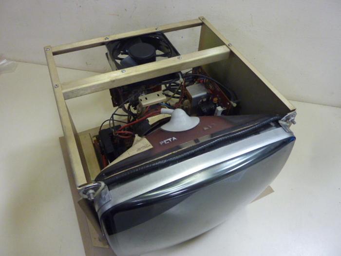 Used MAGNAVOX Monitor CM8764 074G #66928