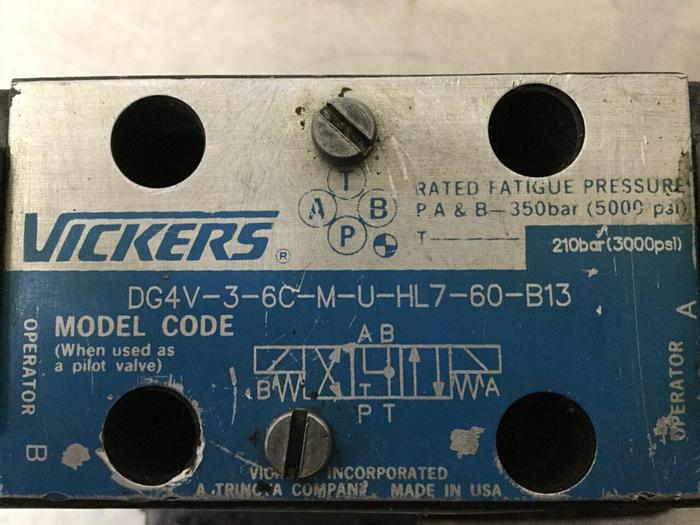 Used VICKERS Valve DG4V-3-6C-M-U-HL7-60-B13 Used