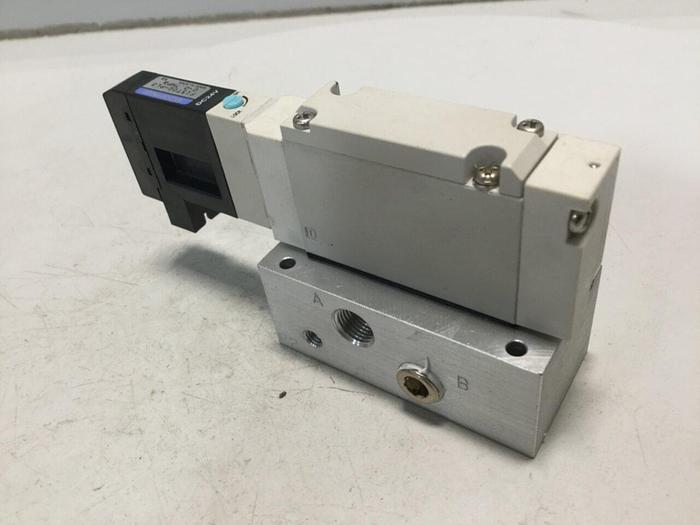 Used KOGANEI Solenoid Valve F15T0G-PL3 #104813