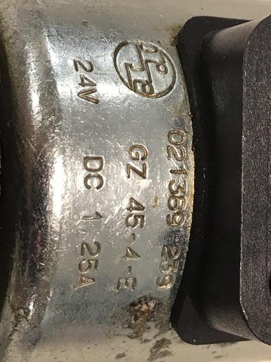 Used MANNESMANN REXROTH Hydraulic Valve 3WE6B960/EG24N9K4 Used