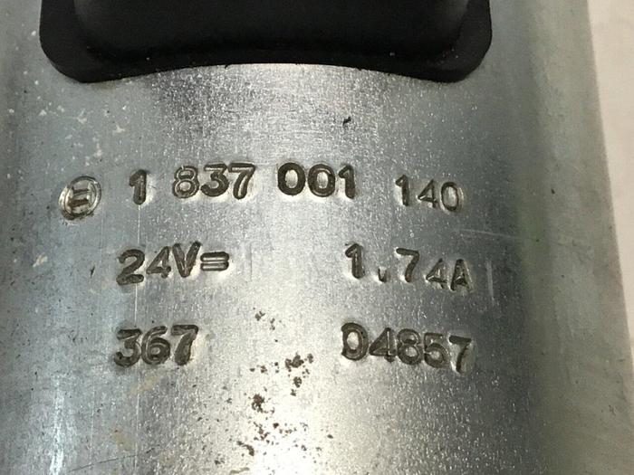 Used BOSCH Hydraulic Valve 0 810 001 830 #122905