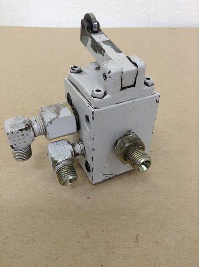 Used YUKEN Directional Valve DCT-01-2B2-40 #71040