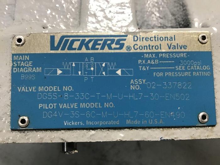 Used VICKERS Valve DG4V-3S-6C-M-U-HL7-60-EN490 Used