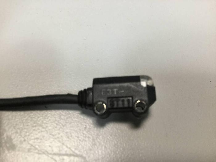 Used OMRON Photoelectric Sensor E3T-ST11 #99355