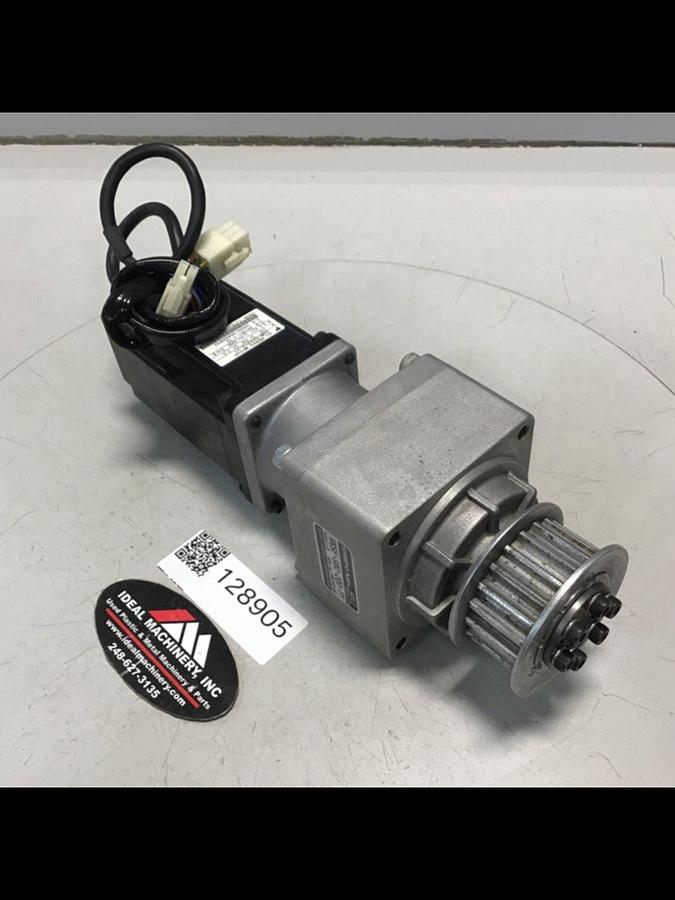 Used YASKAWA Servo Motor SGM-02A312-Y1 USED