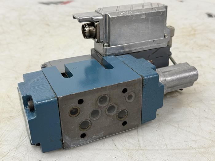 Used BOSCH 0 811 404 614