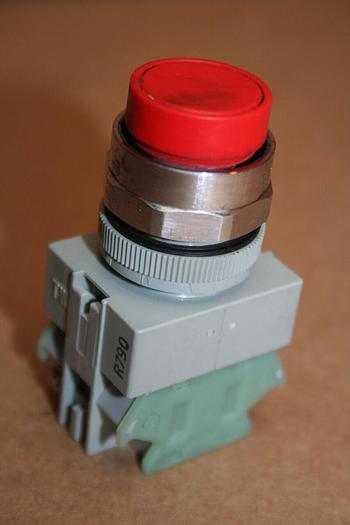 Used IDEC Push Button ABW RED Used