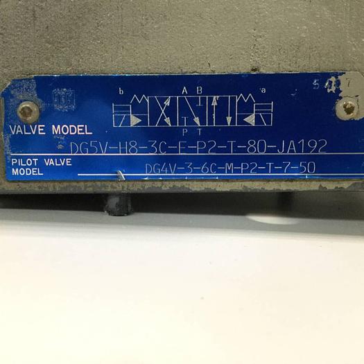 Used VICKERS Directional Valve DG4V-3-6C-M-P2-T-7-50 #92340