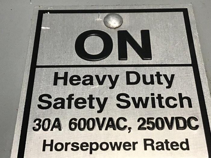 Used SIEMENS 30 Amp Safety Disconnect Switch HNF361 VBII #130225