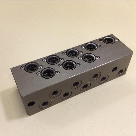 Used APPLIED ROBOTICS INC Pneumatic Module MXC160EM-M-P1-08V1/8BS #72394