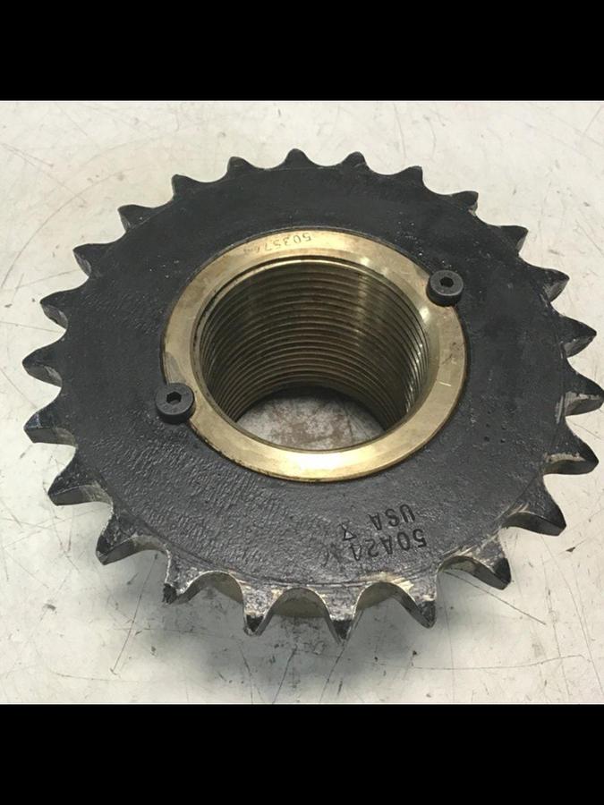 Used CINCINNATI MILACRON Die Height /Adjustable Tie Bar Nut 5035744 Used