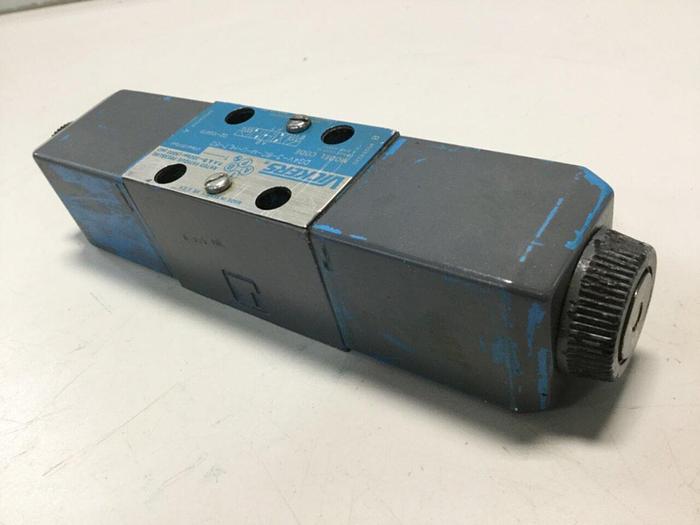 Used VICKERS Directional Valve DG4V-3-6C-M-U-HL7-60 Used