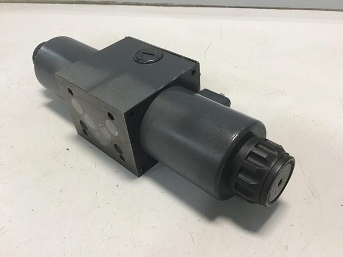Used REXROTH Valve 4WE10Q30/CG24N9Z4 #124463