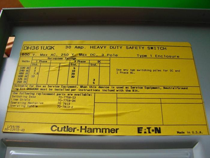 Used CUTLER HAMMER 30 Amp Safety Switch DH361UGK #10793