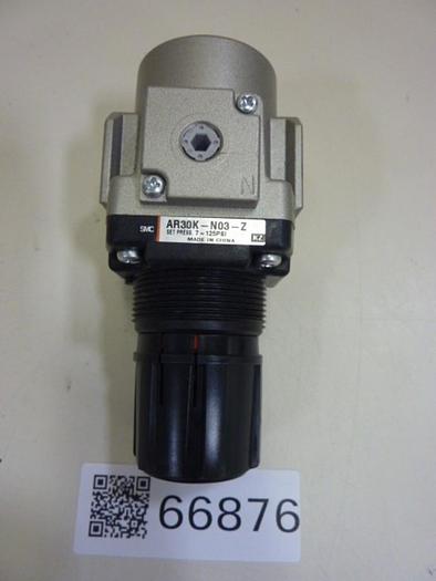 Used SMC Pressure Regulator AR30K-N03-Z #66876