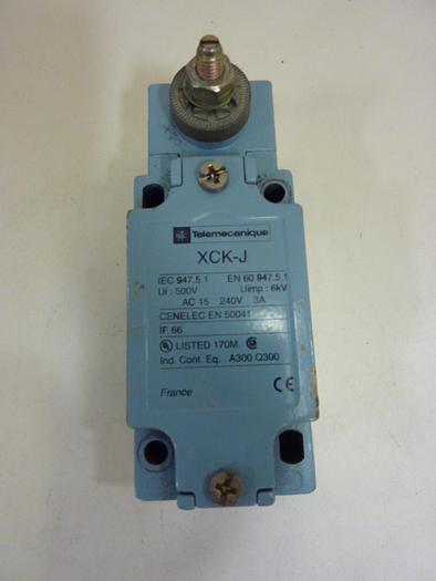 Used TELEMECANIQUE Limit Switch XCK-J #59620