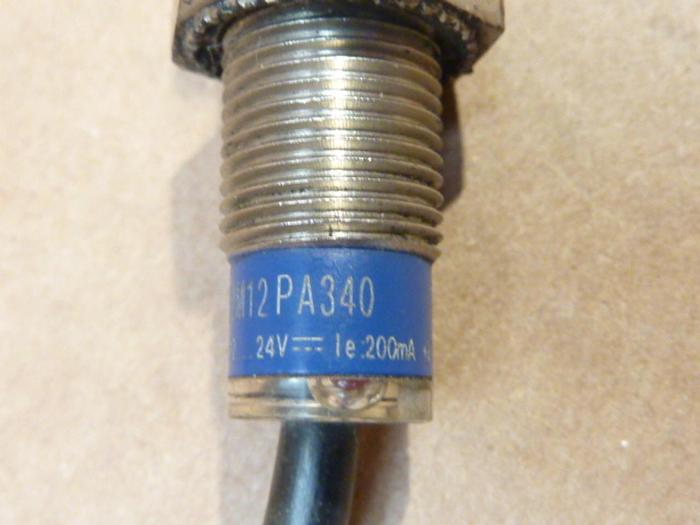 Used TELEMECANIQUE Sensor XS2M12PA340 #40828