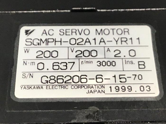 Used YASKAWA Servo Motor SGMPH-02A1A-YR11 #131363
