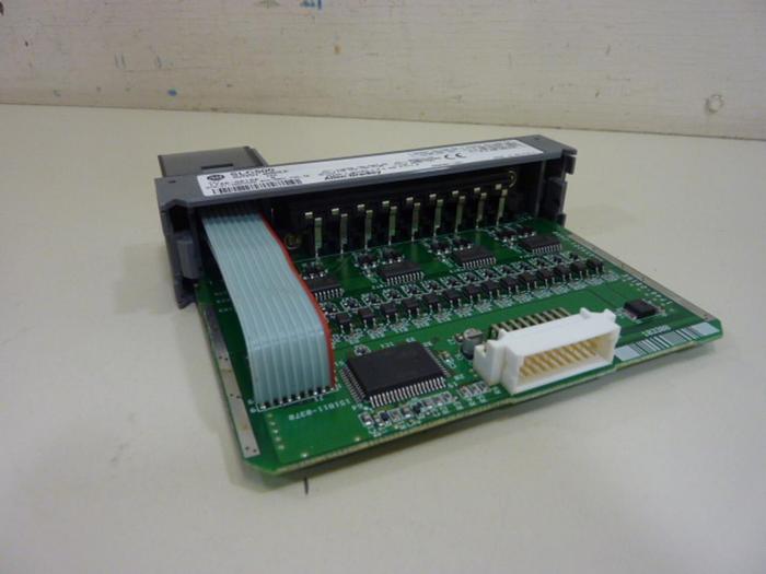 Used ALLEN BRADLEY Output Module 1746-OB16E SER B #59538