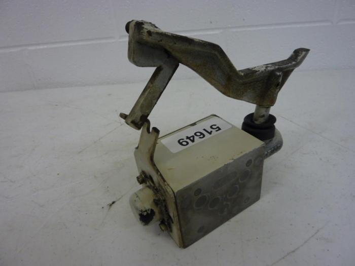 Used PARKER Directional Control Valve D3ML4B10X4384 #51649