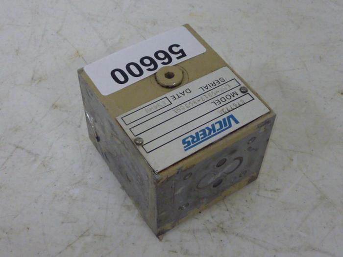 Used VICKERS Valve 876773A #56600