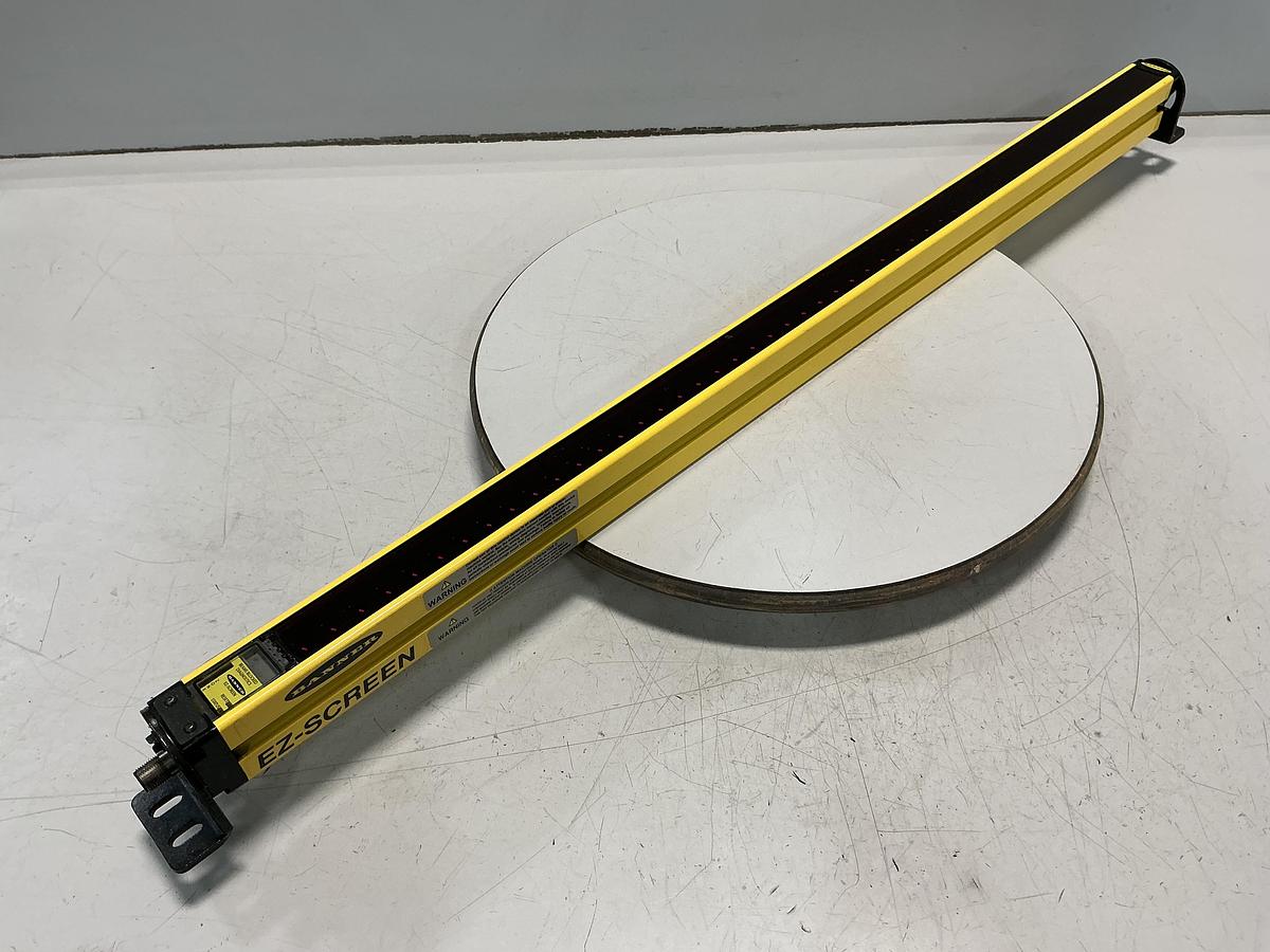 Used BANNER ENGINEERING SLSR30-750Q8