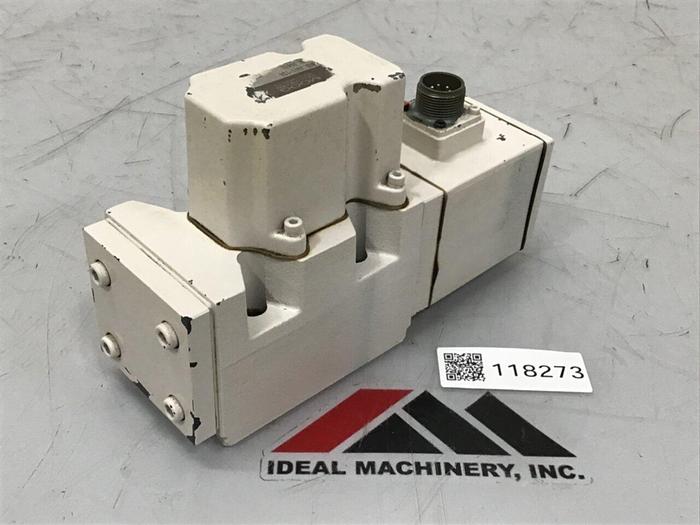 Used MOOG Valve J661-124 Used